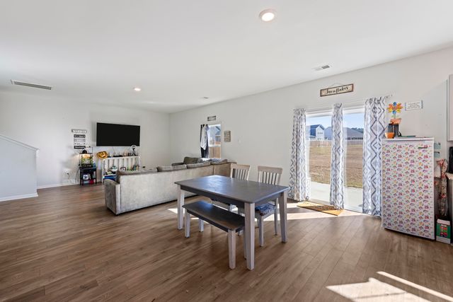 522 Spanish Wells Road, Summerville, SC 29486