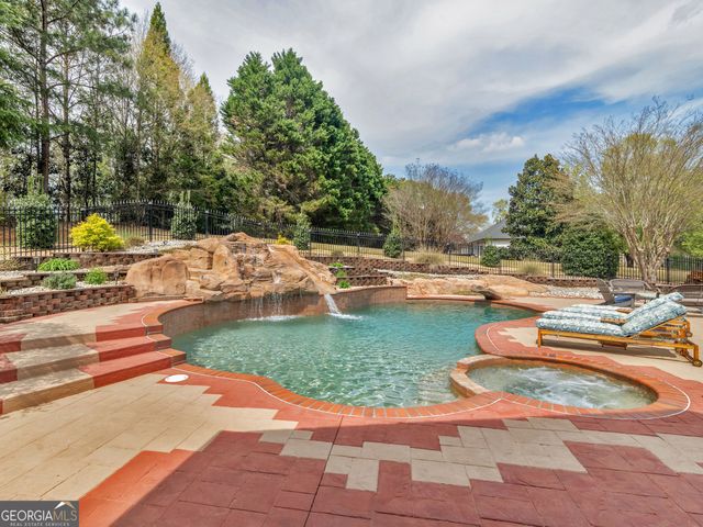 85 Highland Park Drive, Mcdonough, GA 30252