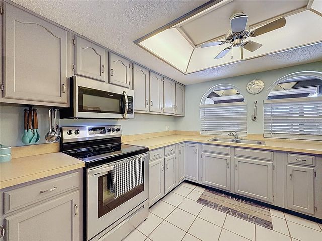 9127 LINGROVE ROAD, Weeki Wachee, FL 34613