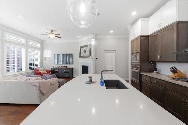 6731 Sussex Manor Street, Houston, TX 77055