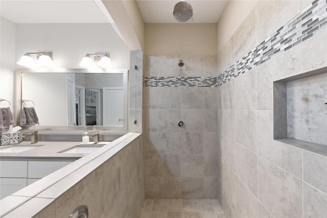 6731 Sussex Manor Street, Houston, TX 77055