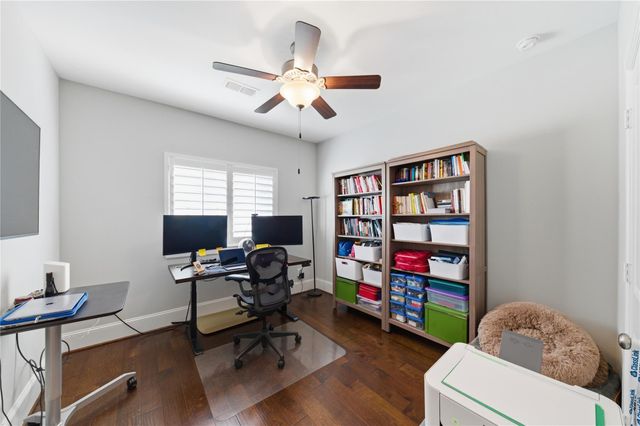 6731 Sussex Manor Street, Houston, TX 77055