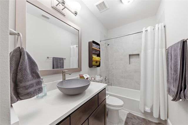 6731 Sussex Manor Street, Houston, TX 77055