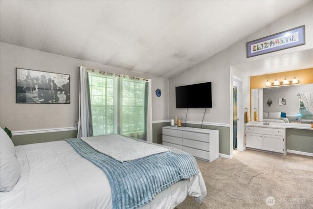 23955 58th Court S #E1, Kent, WA 98032