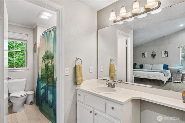 23955 58th Court S #E1, Kent, WA 98032