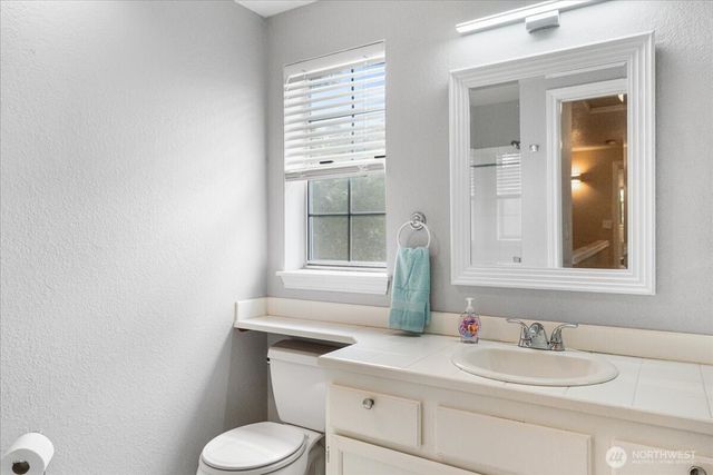 23955 58th Court S #E1, Kent, WA 98032