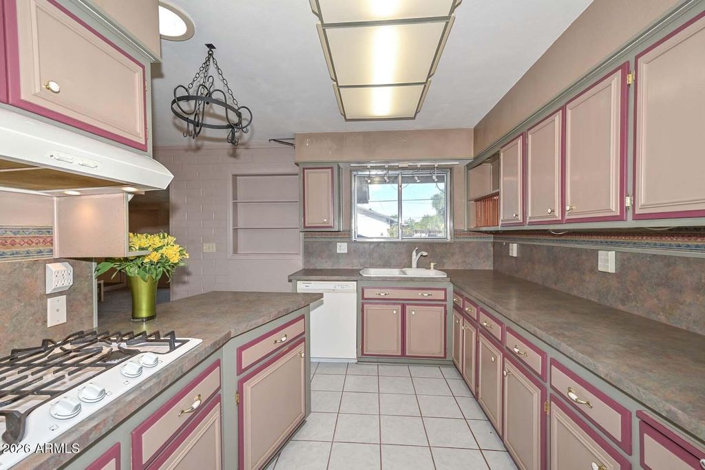 10116 W PEORIA Avenue, Sun City, AZ 85351 — exterior