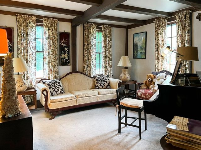 110 Center St, Plympton, MA 02367