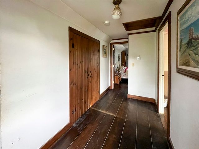 110 Center St, Plympton, MA 02367