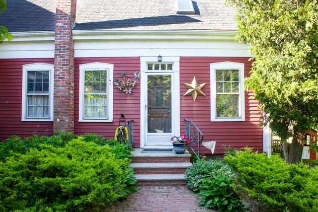 110 Center St, Plympton, MA 02367