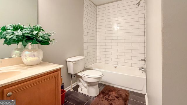 2628 Haligan Pointe, Riverdale, GA 30296
