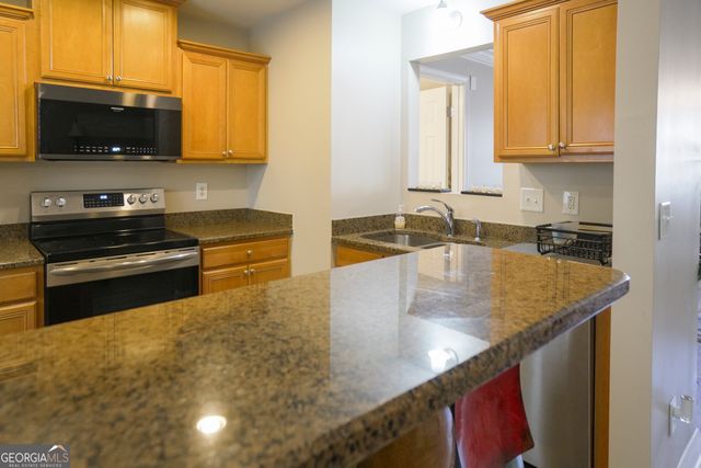 2628 Haligan Pointe, Riverdale, GA 30296