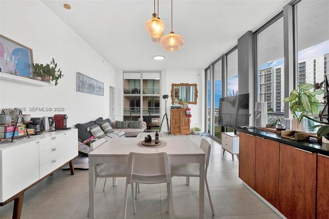 3470 E Coast Ave H0904, Miami, FL 33137