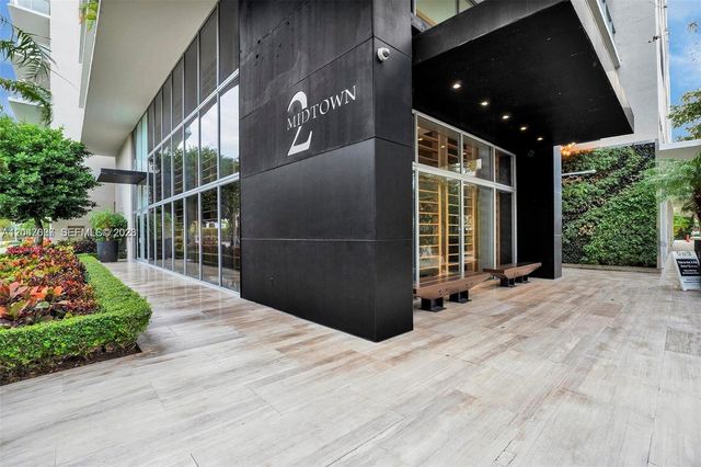 3470 E Coast Ave H0904, Miami, FL 33137