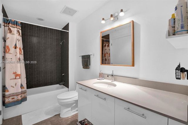 3470 E Coast Ave H0904, Miami, FL 33137