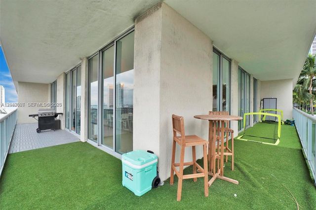 3470 E Coast Ave H0904, Miami, FL 33137