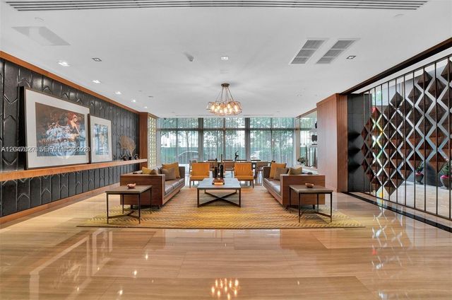 3470 E Coast Ave H0904, Miami, FL 33137