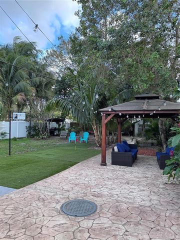 2614 Fillmore St, Hollywood, FL 33020