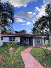 2614 Fillmore St, Hollywood, FL 33020