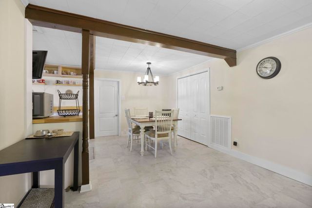 303 Horse Creek Road, Chesnee, SC 29323