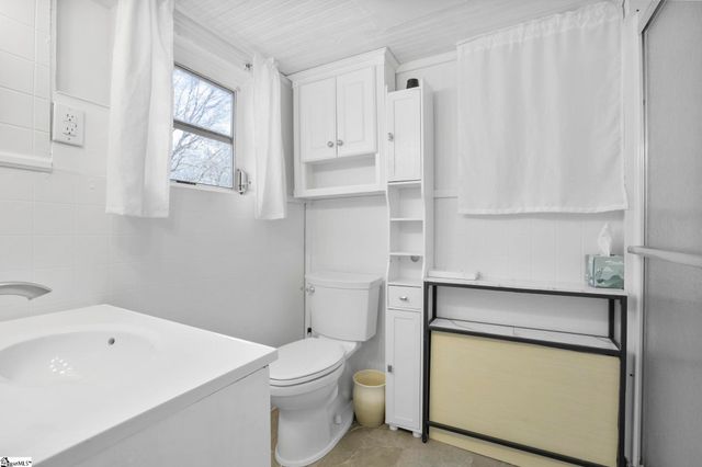 303 Horse Creek Road, Chesnee, SC 29323