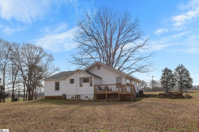 303 Horse Creek Road, Chesnee, SC 29323