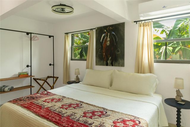 536 BRAVOS DE BOSTON, Vieques, PR 00765