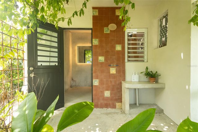 536 BRAVOS DE BOSTON, Vieques, PR 00765