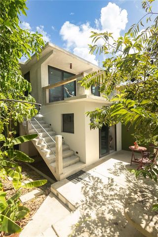 536 BRAVOS DE BOSTON, Vieques, PR 00765