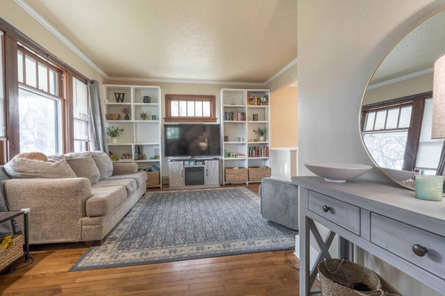 837 N Union Avenue, Fergus Falls, MN 56537