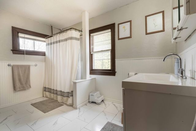 837 N Union Avenue, Fergus Falls, MN 56537