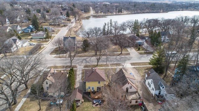 837 N Union Avenue, Fergus Falls, MN 56537