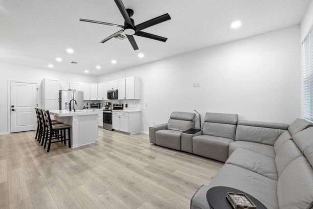 4178 S Longwood Lake Square, Westlake, FL 33470
