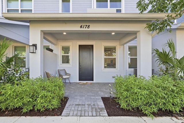 4178 S Longwood Lake Square, Westlake, FL 33470