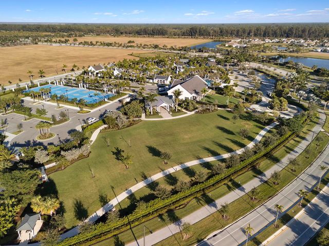 4178 S Longwood Lake Square, Westlake, FL 33470