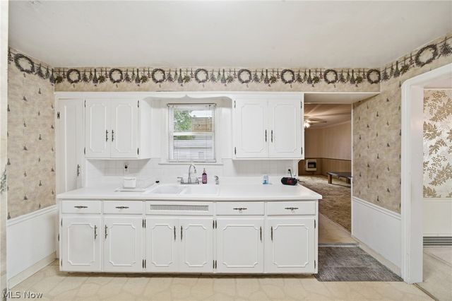 3067 W 137th Street, Cleveland, OH 44111