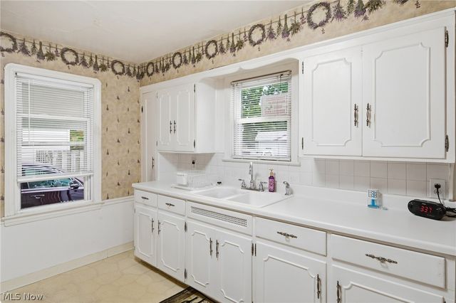 3067 W 137th Street, Cleveland, OH 44111