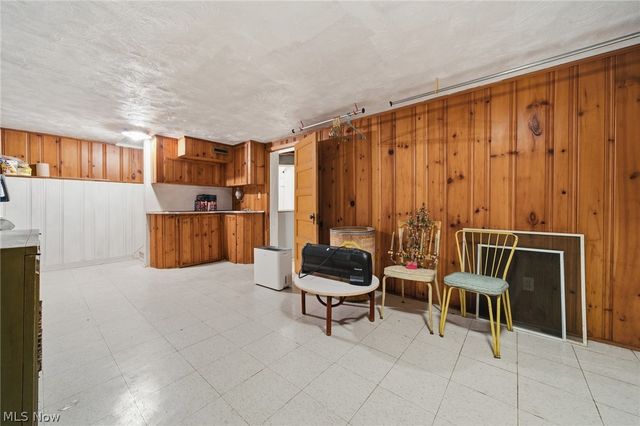 3067 W 137th Street, Cleveland, OH 44111