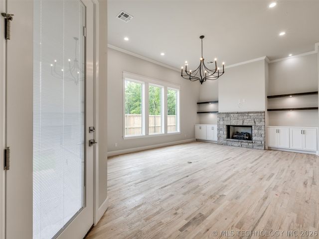 11264 S Fir Avenue W, Jenks, OK 74037