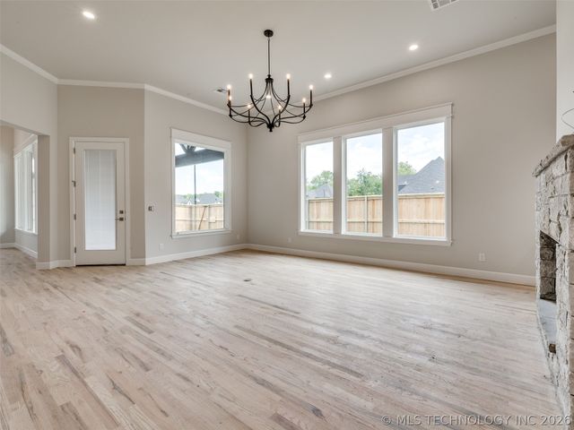 11264 S Fir Avenue W, Jenks, OK 74037