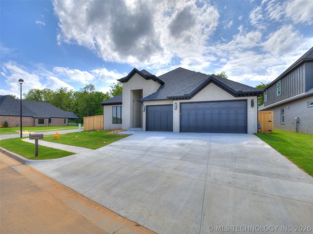11264 S Fir Avenue W, Jenks, OK 74037