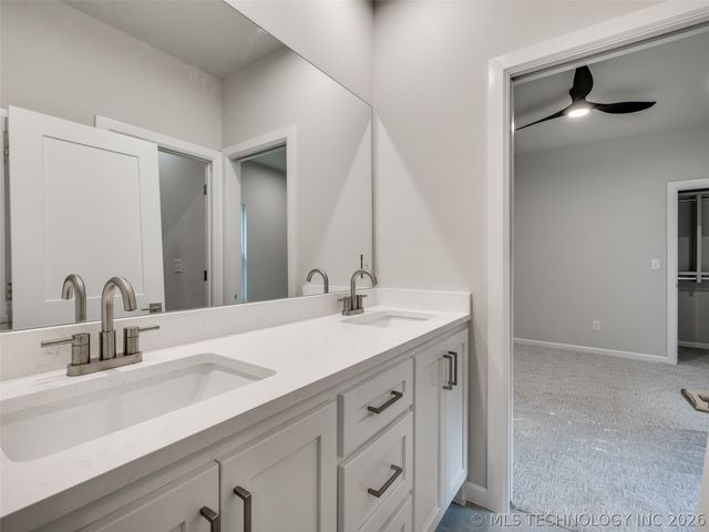 11264 S Fir Avenue W, Jenks, OK 74037