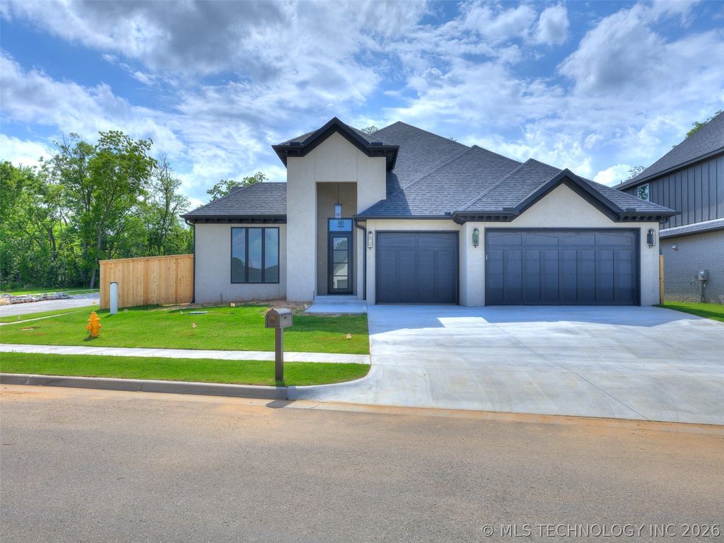 11264 S Fir Avenue W, Jenks, OK 74037