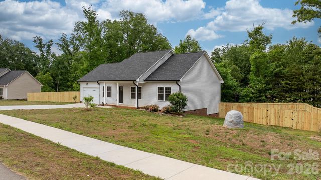 1700 Ivey Court, Maiden, NC 28650