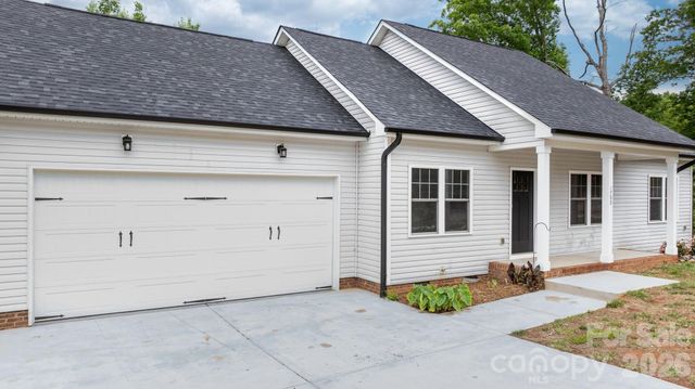 1700 Ivey Court, Maiden, NC 28650