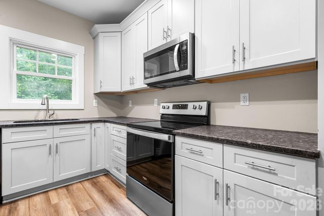 1700 Ivey Court, Maiden, NC 28650