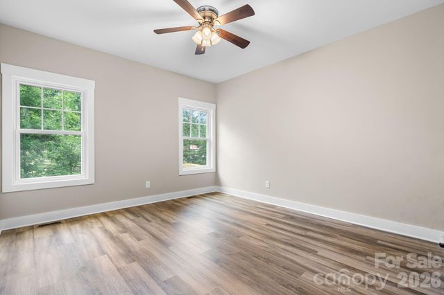 1700 Ivey Court, Maiden, NC 28650