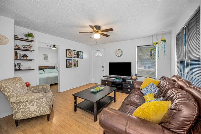 1918 MACOMBER AVENUE, Clearwater, FL 33755