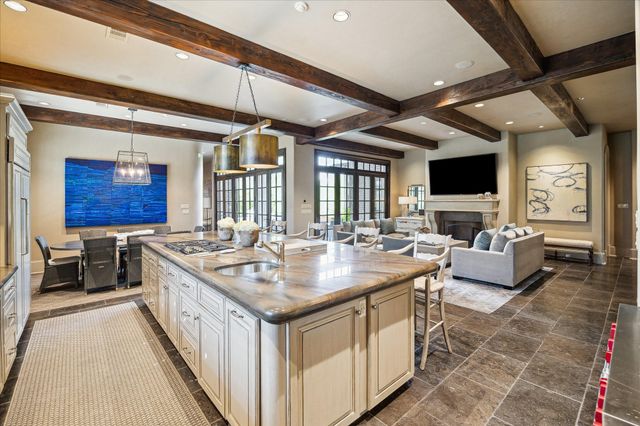5570 Doliver Drive, Houston, TX 77056