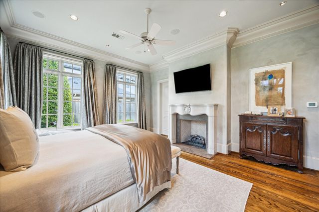 5570 Doliver Drive, Houston, TX 77056